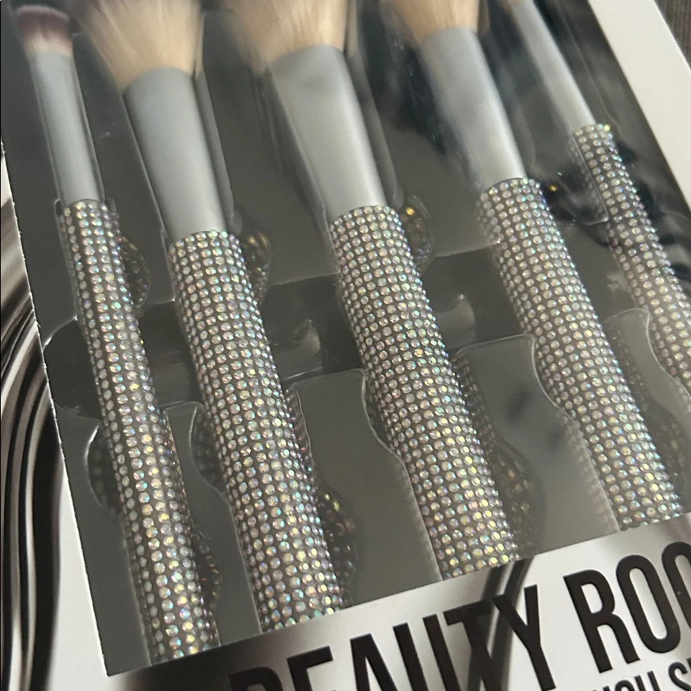 MACBETH COLLECTION Beauty Rocks Rhinestone Bling Brush Set 5 pieces NEW